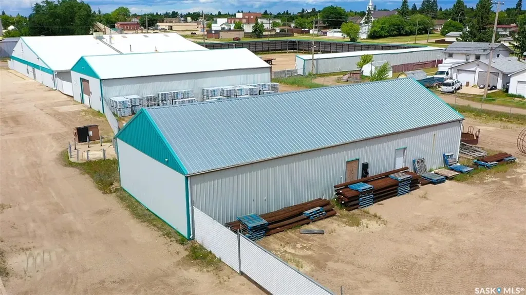 326 1st Avenue E Melville SK S0A 2P0