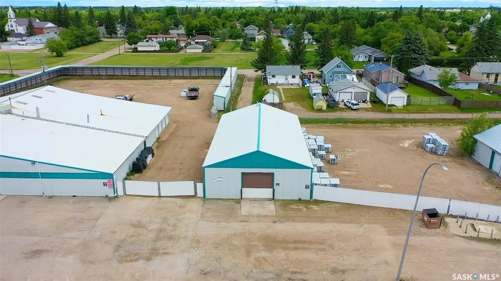 326 1st Avenue E Melville SK S0A 2P0