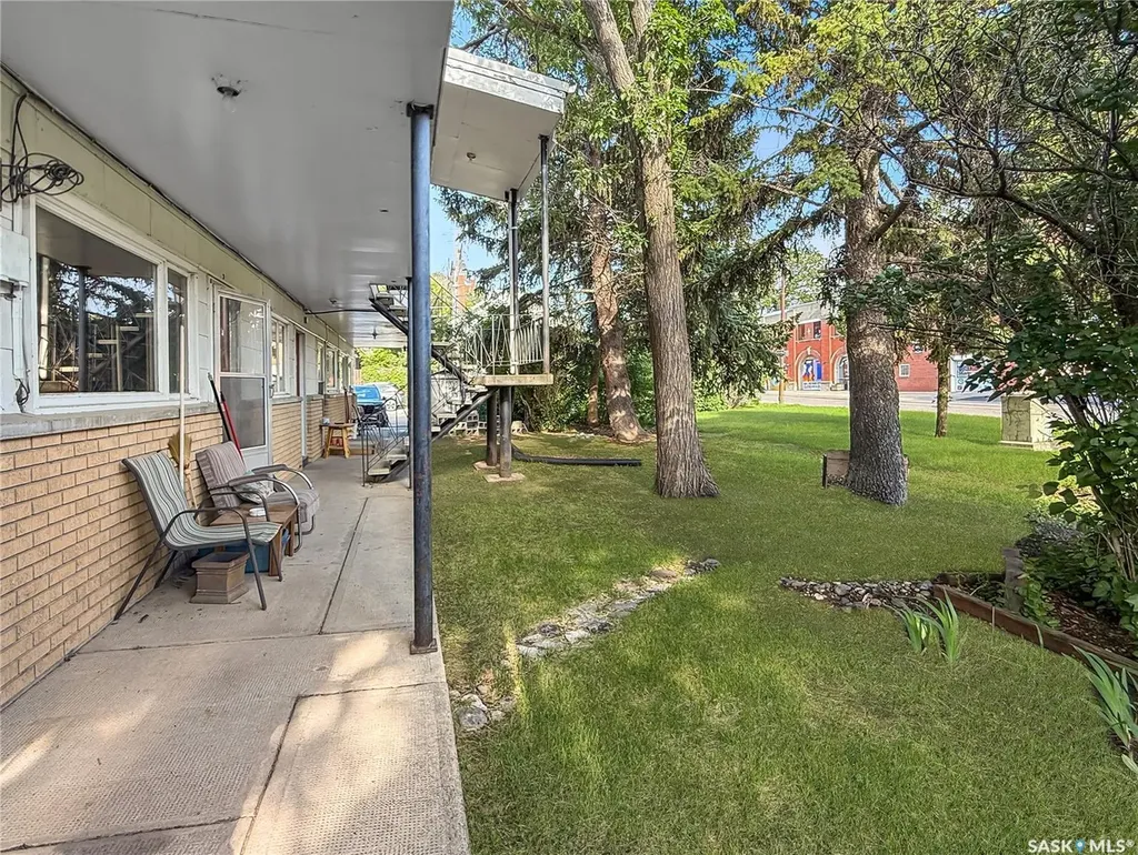 211 2nd Avenue NE Swift Current SK S9H 2C9