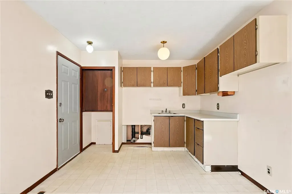 149 Western Crescent Saskatoon SK S7H 4J4