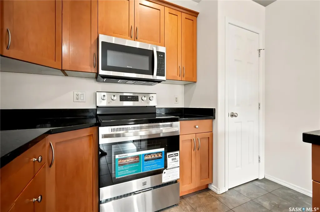 1214 Willowgrove Court Saskatoon SK S7W 0A8