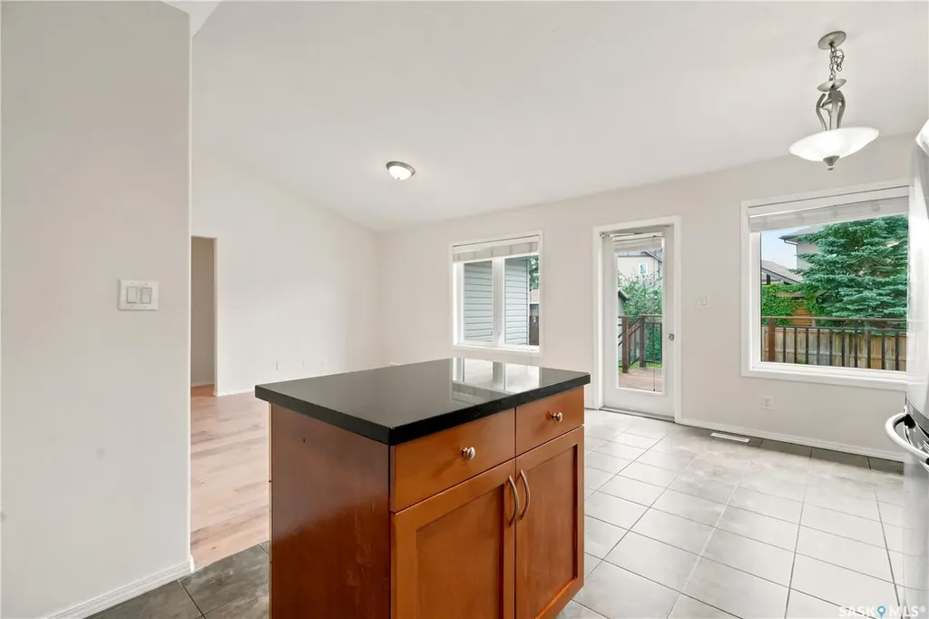 1214 Willowgrove Court Saskatoon SK S7W 0A8