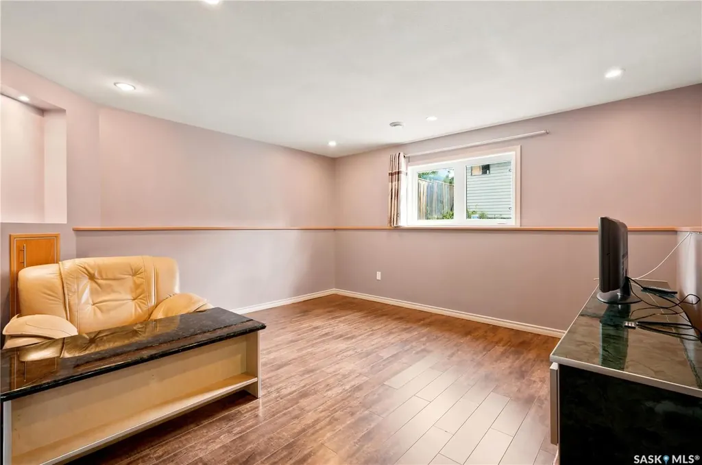 1214 Willowgrove Court Saskatoon SK S7W 0A8