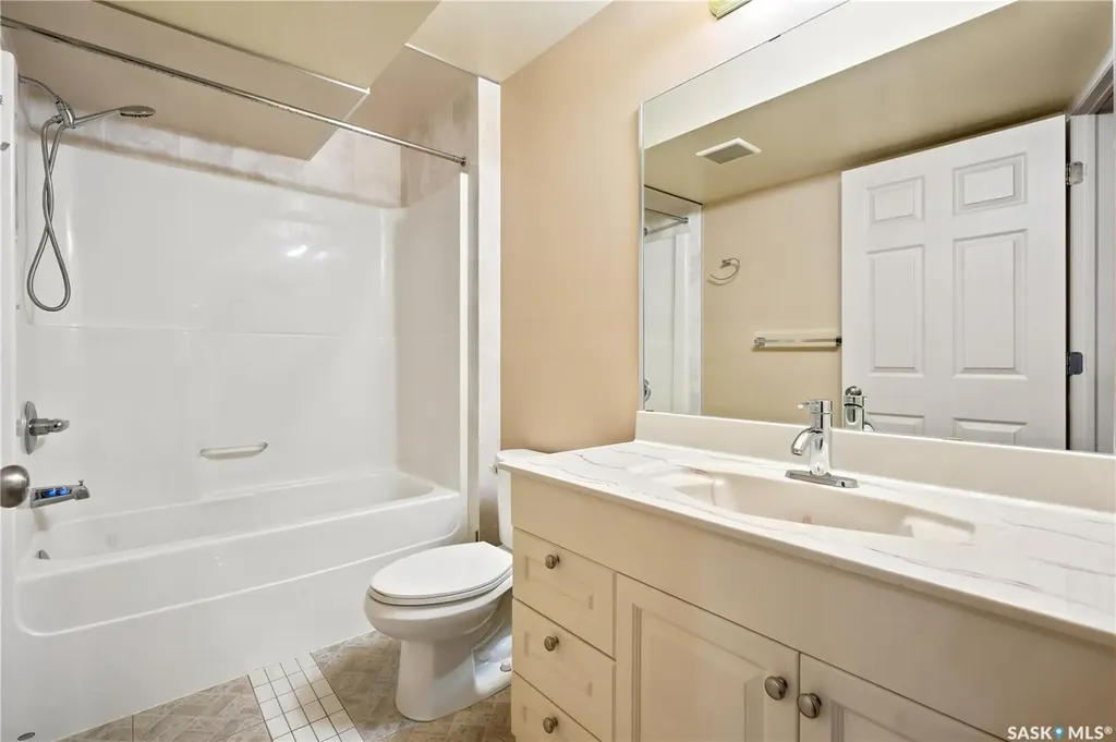 1214 Willowgrove Court Saskatoon SK S7W 0A8