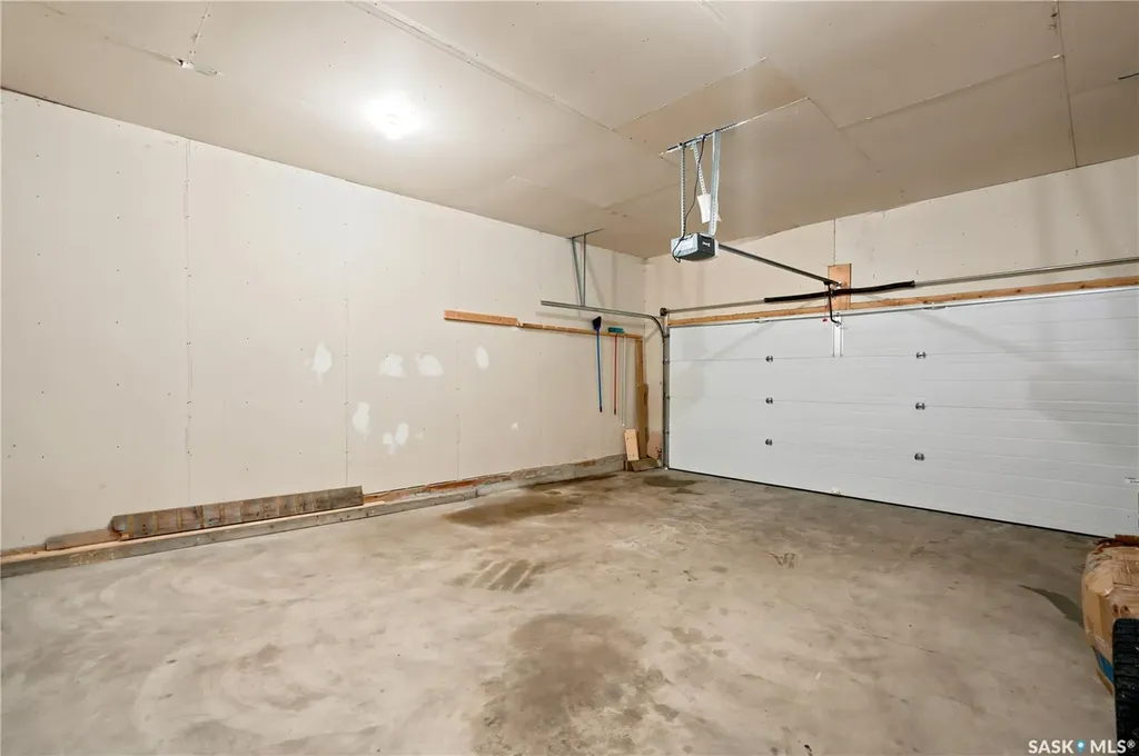1214 Willowgrove Court Saskatoon SK S7W 0A8