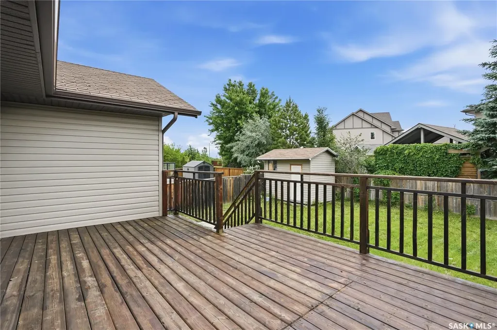 1214 Willowgrove Court Saskatoon SK S7W 0A8