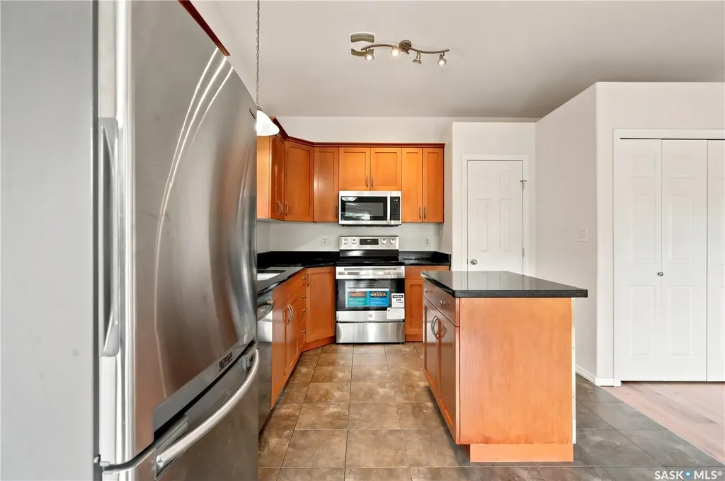 1214 Willowgrove Court Saskatoon SK S7W 0A8