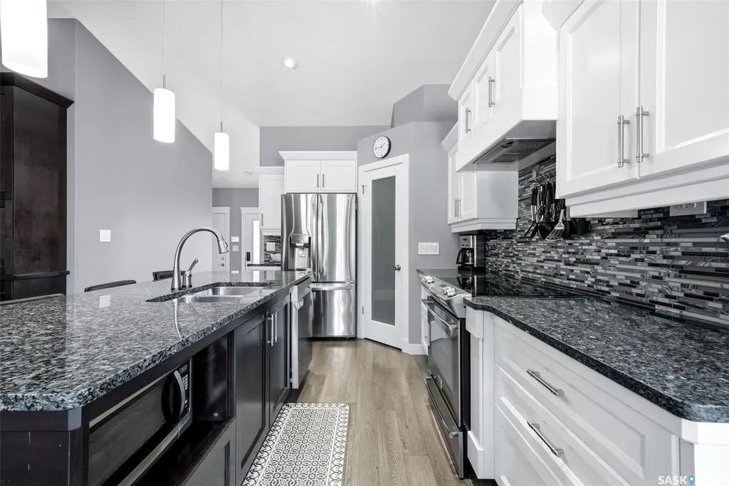 6920 Maple Ridge Drive Regina SK S4X 0H9