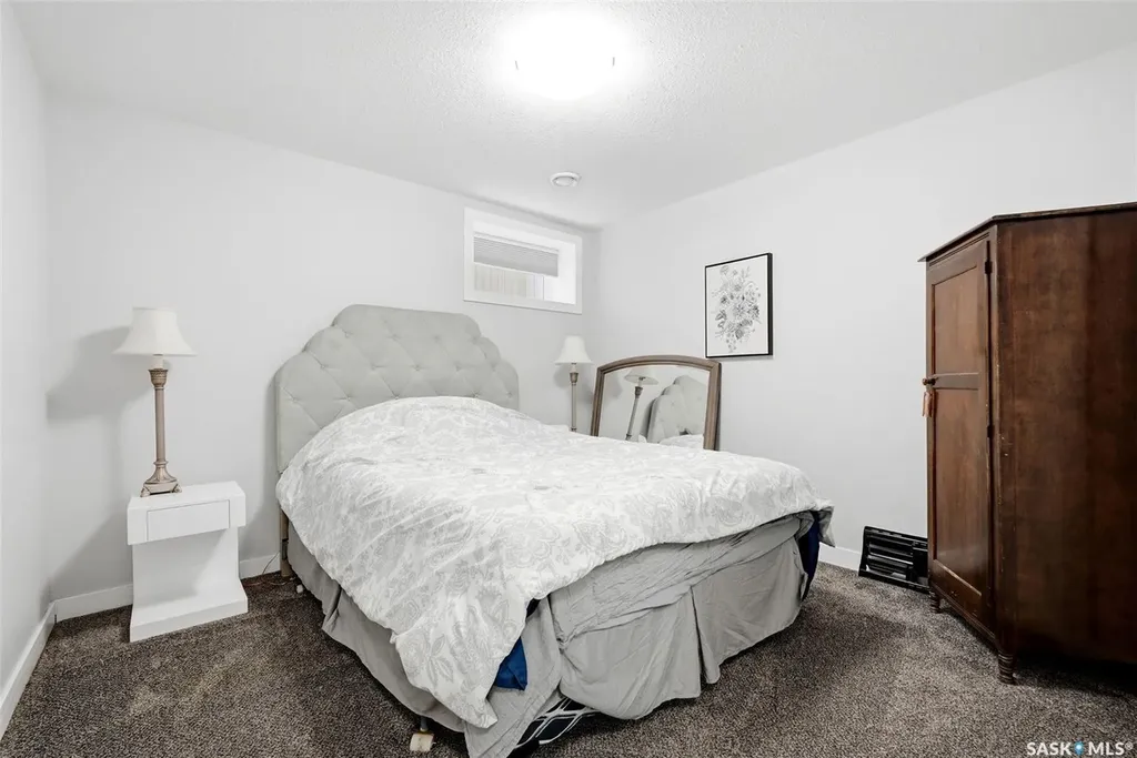 6920 Maple Ridge Drive Regina SK S4X 0H9