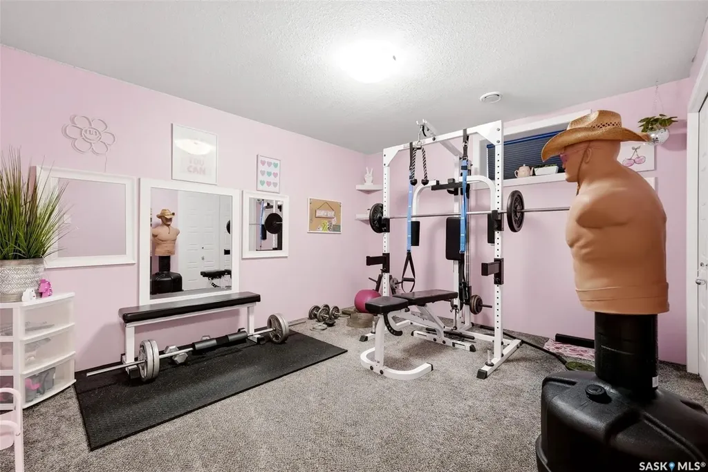 6920 Maple Ridge Drive Regina SK S4X 0H9