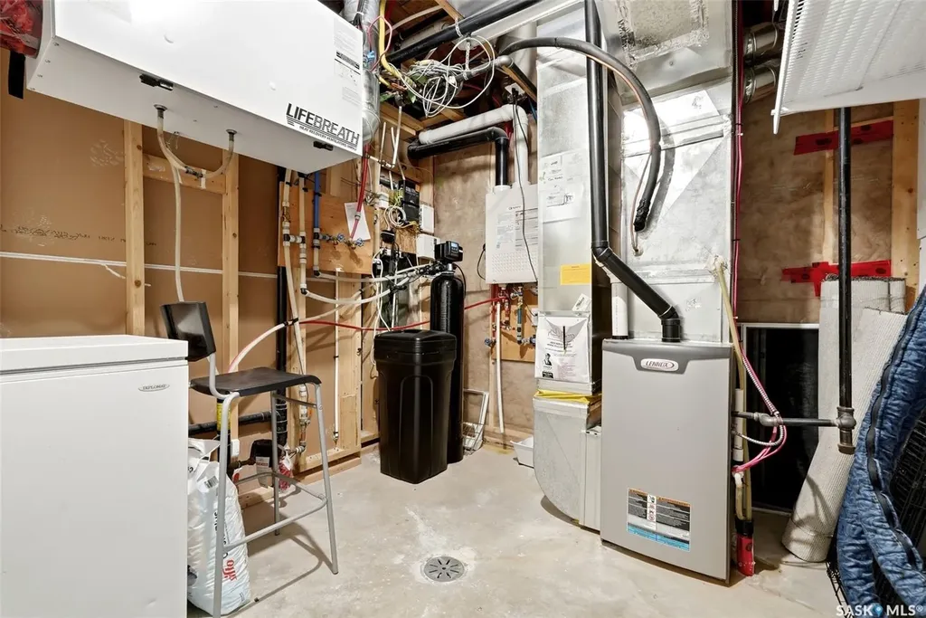 6920 Maple Ridge Drive Regina SK S4X 0H9