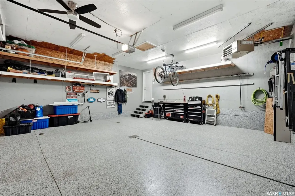 6920 Maple Ridge Drive Regina SK S4X 0H9