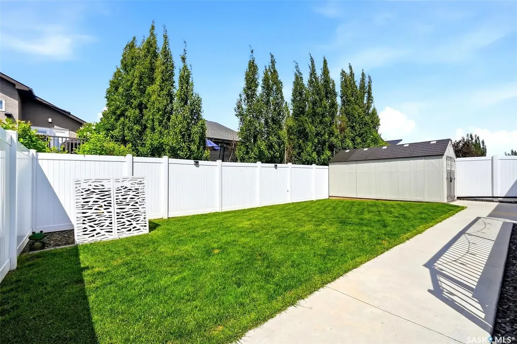 6920 Maple Ridge Drive Regina SK S4X 0H9