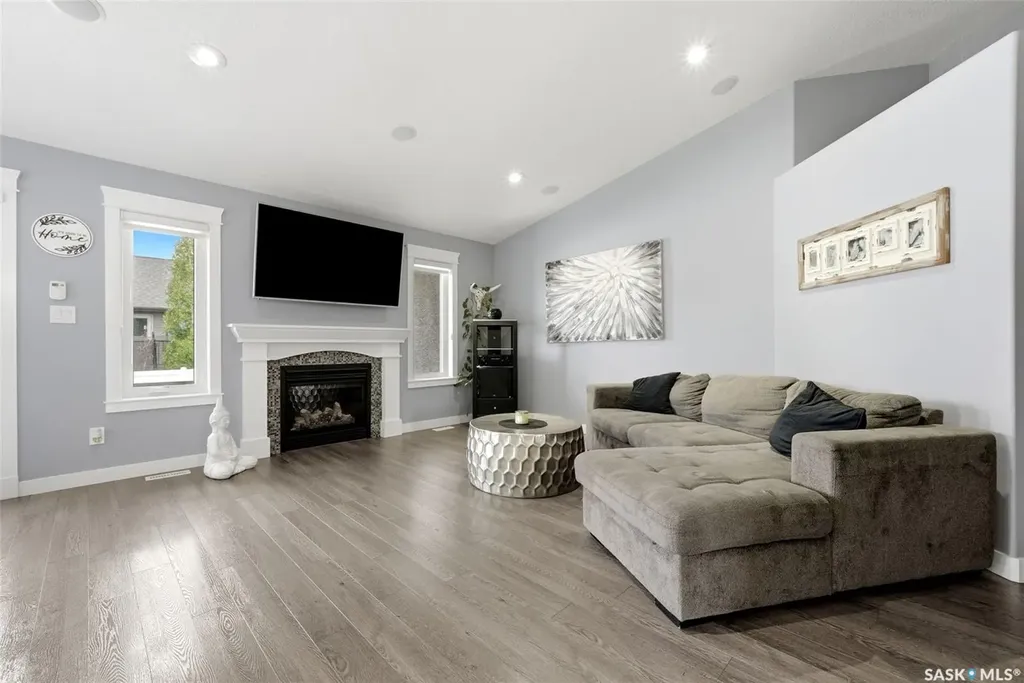 6920 Maple Ridge Drive Regina SK S4X 0H9