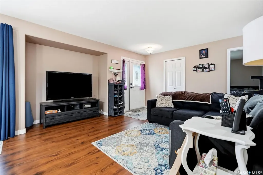 5446 Rochdale Boulevard Regina SK S4X 4P1