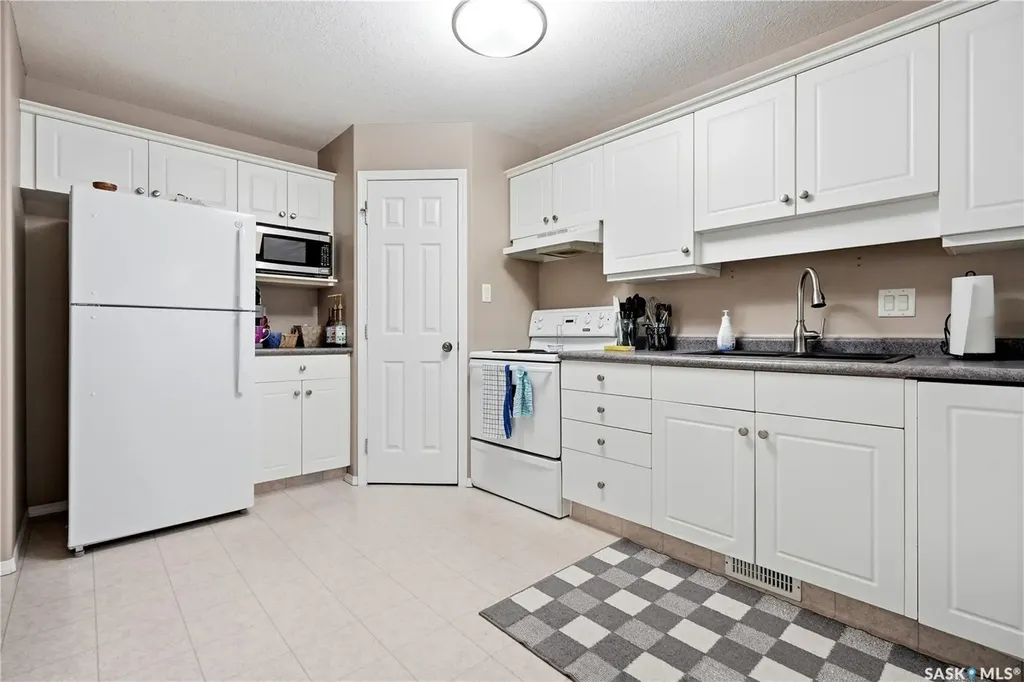 5446 Rochdale Boulevard Regina SK S4X 4P1
