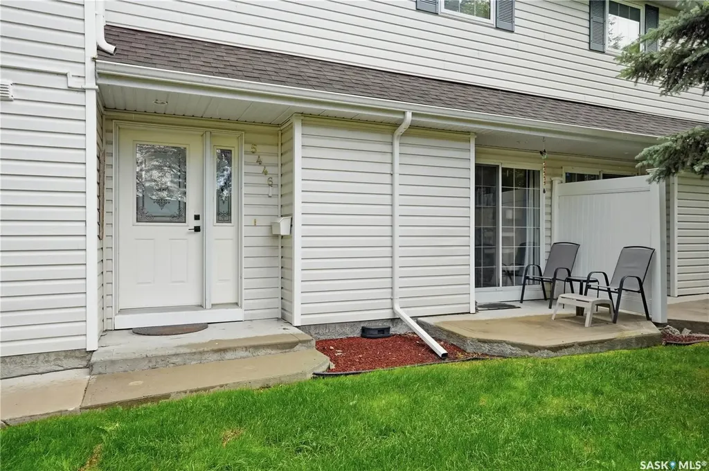 5446 Rochdale Boulevard Regina SK S4X 4P1