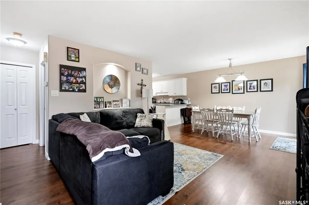 5446 Rochdale Boulevard Regina SK S4X 4P1