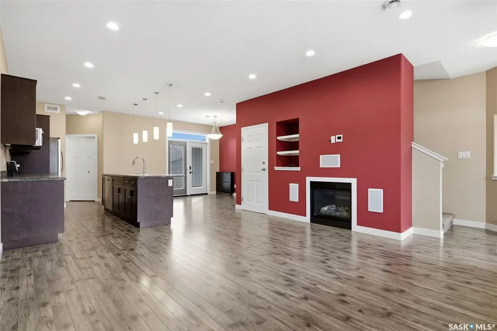 4121 Green Olive Way E Regina SK S4V 2Z6