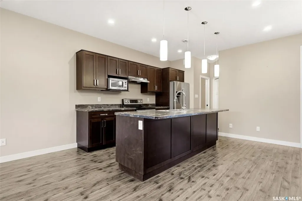 4121 Green Olive Way E Regina SK S4V 2Z6