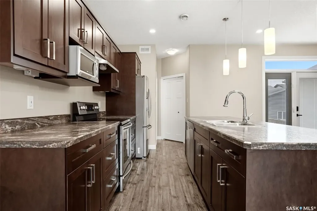 4121 Green Olive Way E Regina SK S4V 2Z6