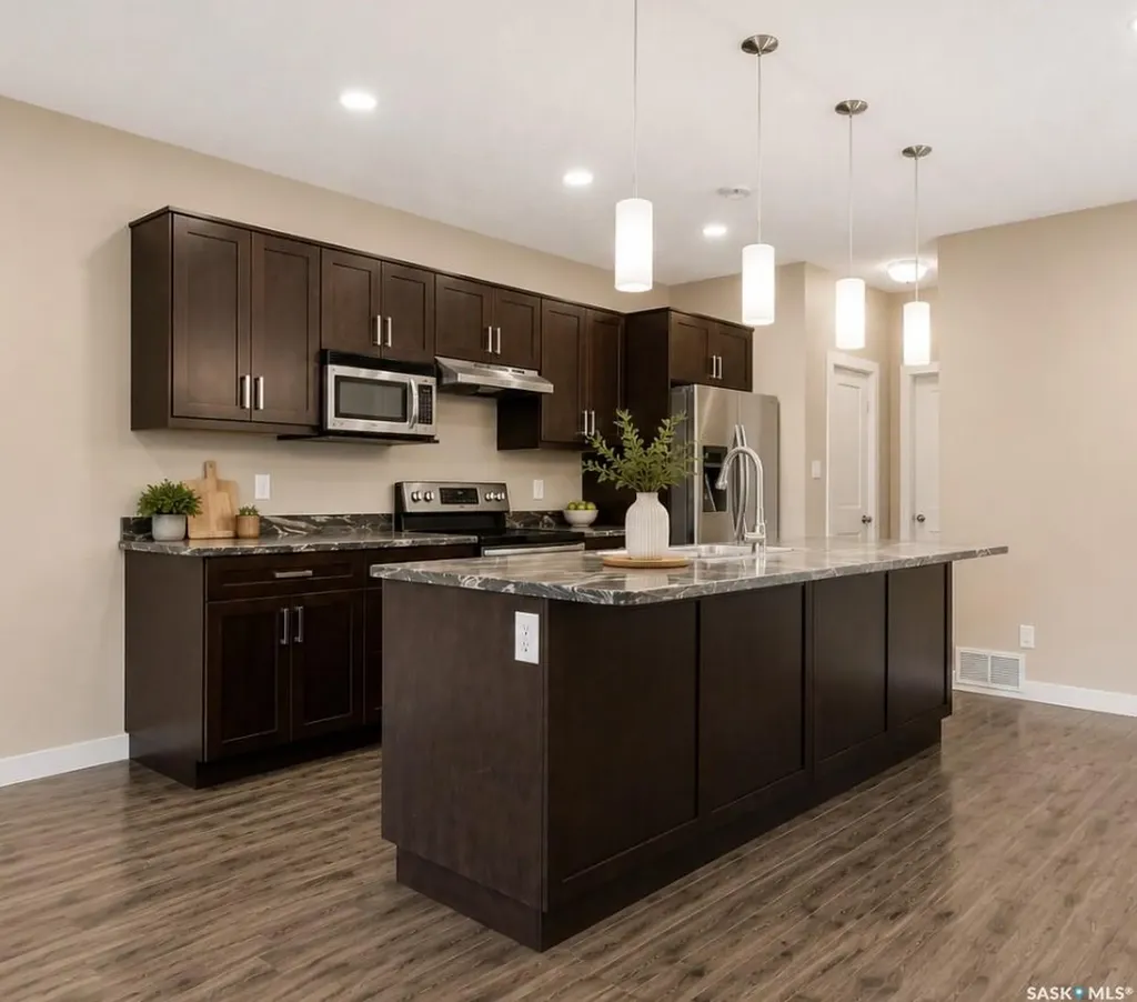 4121 Green Olive Way E Regina SK S4V 2Z6