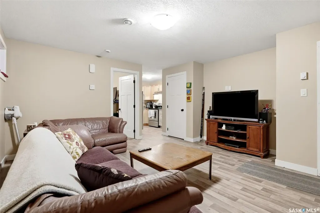 4121 Green Olive Way E Regina SK S4V 2Z6