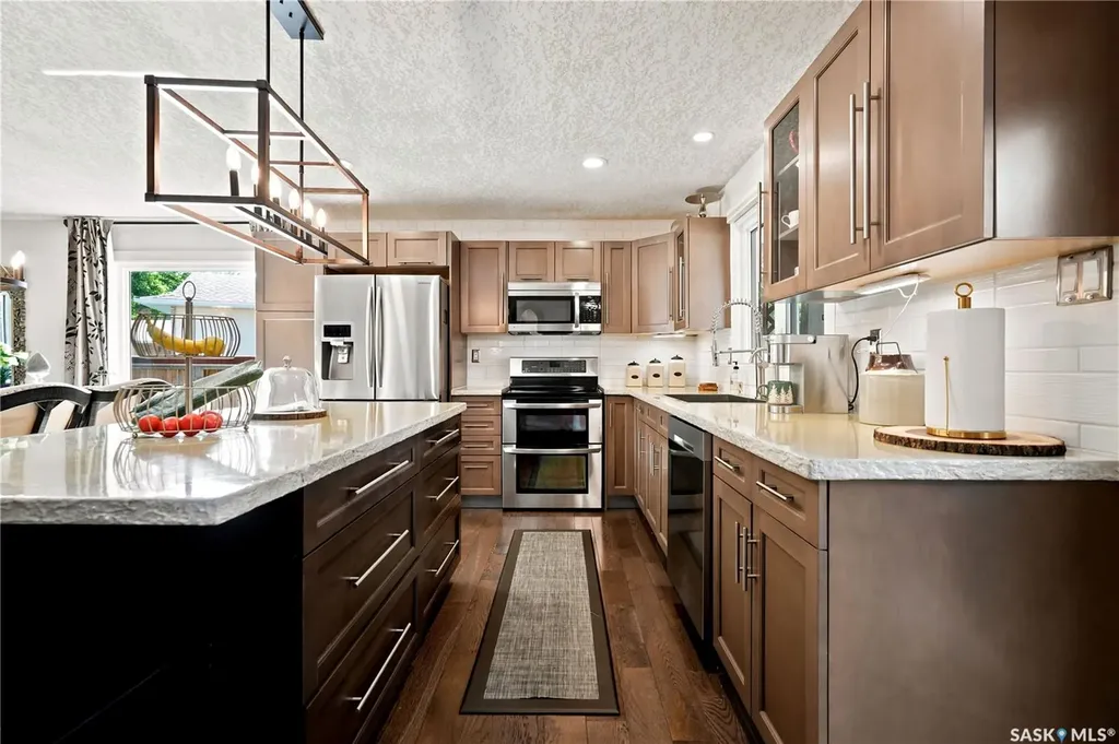 35 Penfold Place Regina SK S4V 0J7