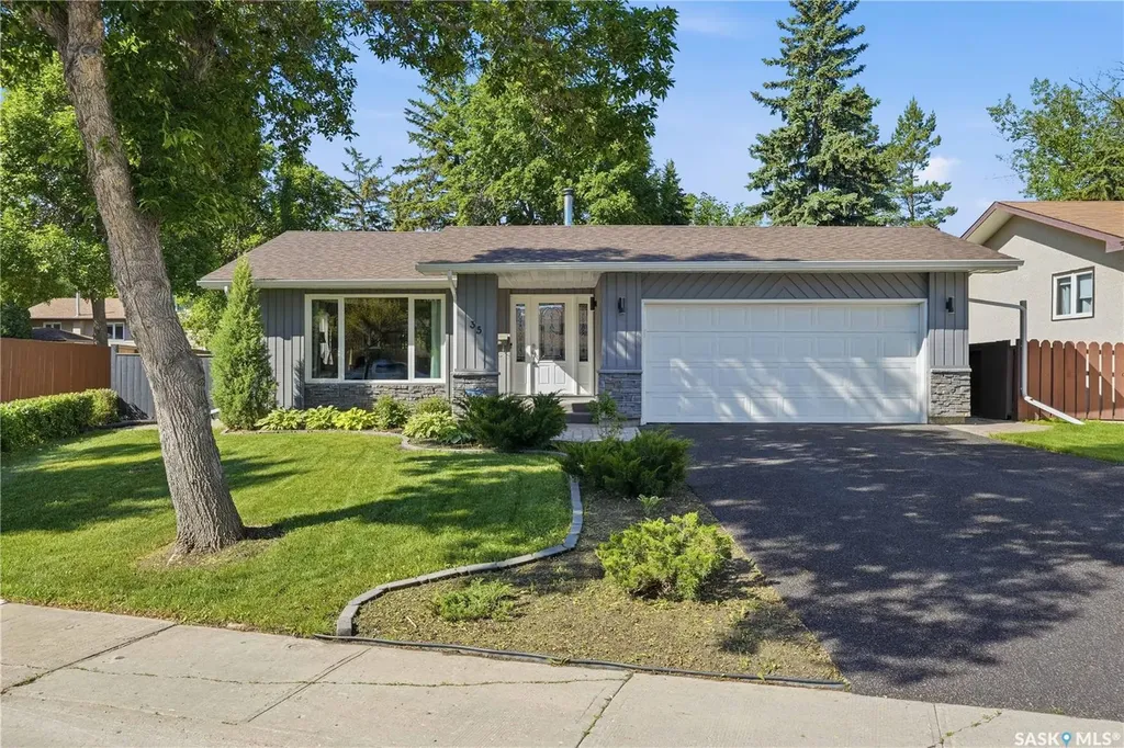 35 Penfold Place Regina SK S4V 0J7