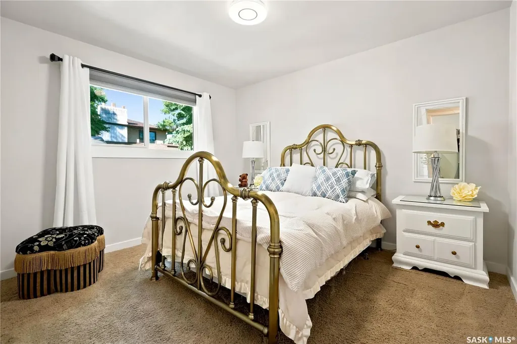 35 Penfold Place Regina SK S4V 0J7