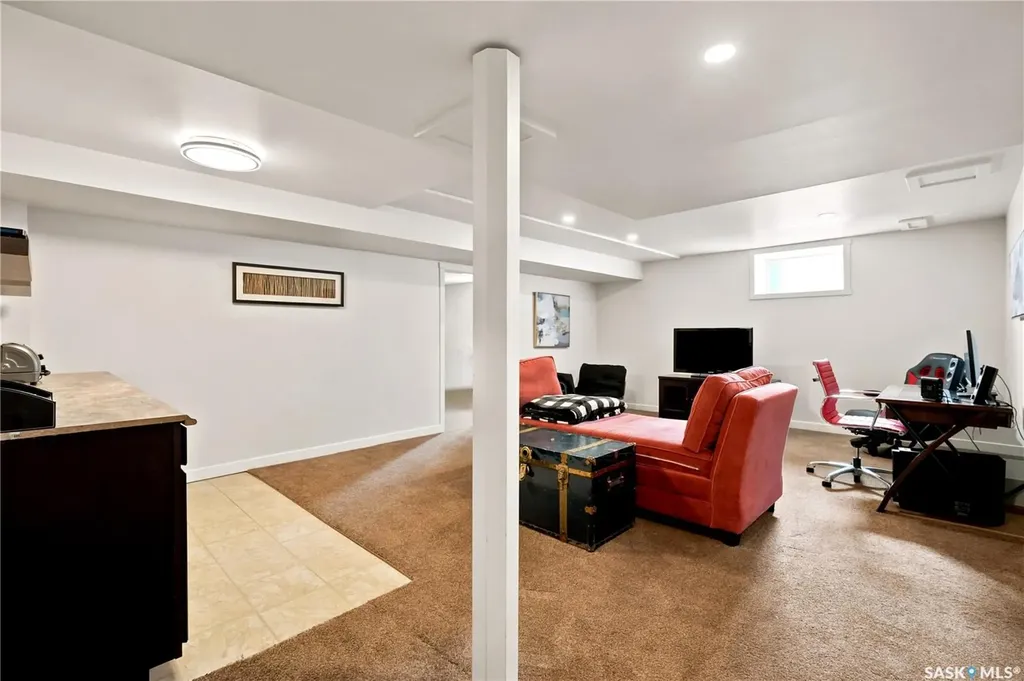 35 Penfold Place Regina SK S4V 0J7