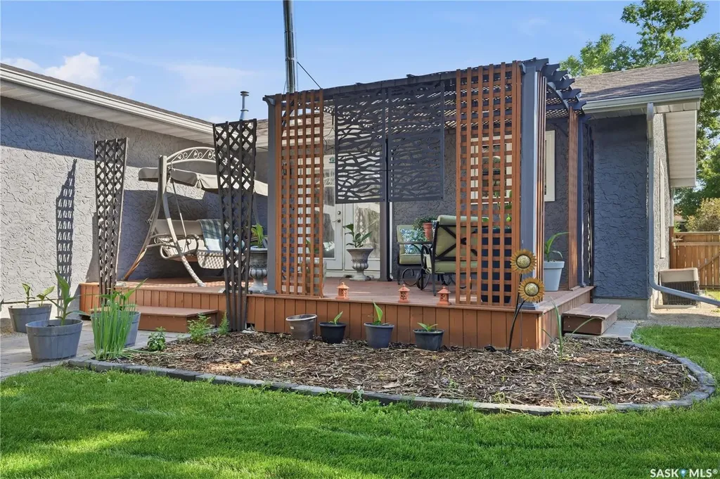 35 Penfold Place Regina SK S4V 0J7
