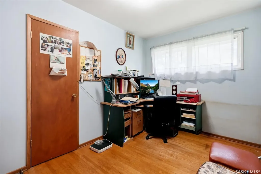 32 Mathieu Crescent Regina SK S4R 3J2