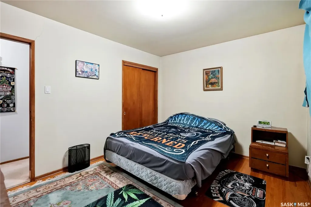 32 Mathieu Crescent Regina SK S4R 3J2