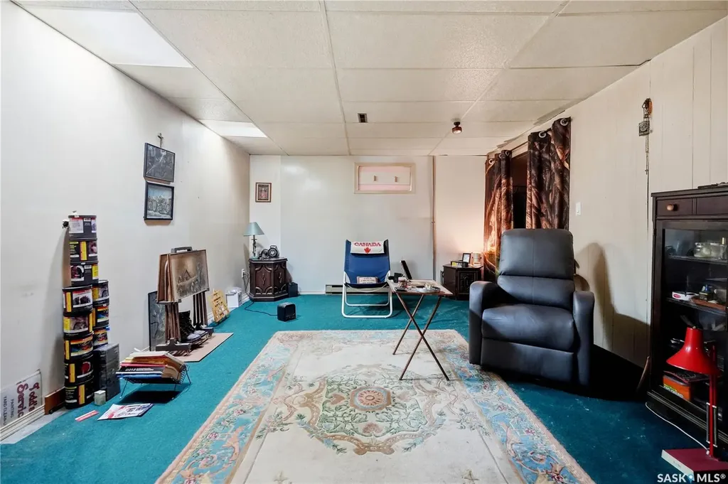 32 Mathieu Crescent Regina SK S4R 3J2