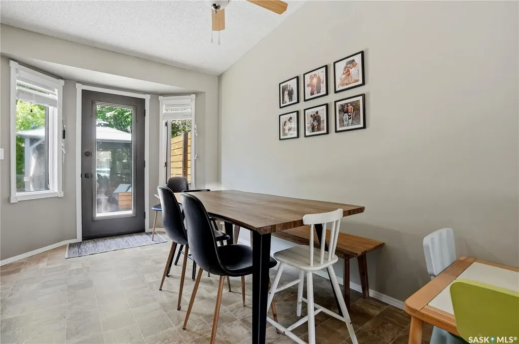 3342 Linden Grove Regina SK S4V 2N7