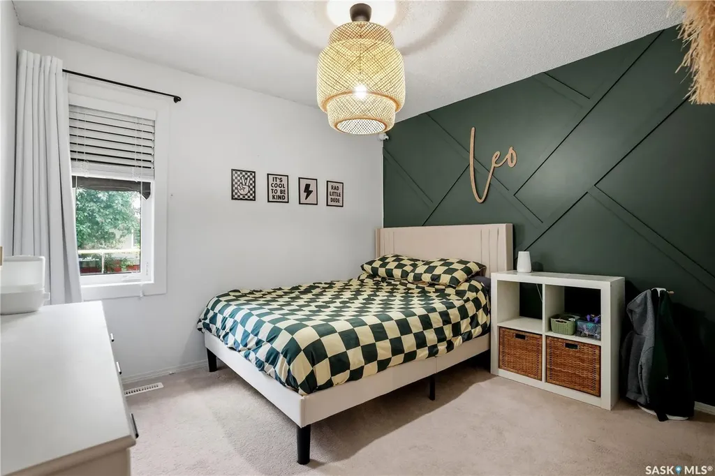 3342 Linden Grove Regina SK S4V 2N7