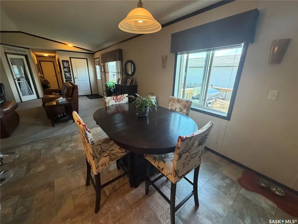 74 Mulberry Road Blucher Rm No. 343 SK S7B 0A4