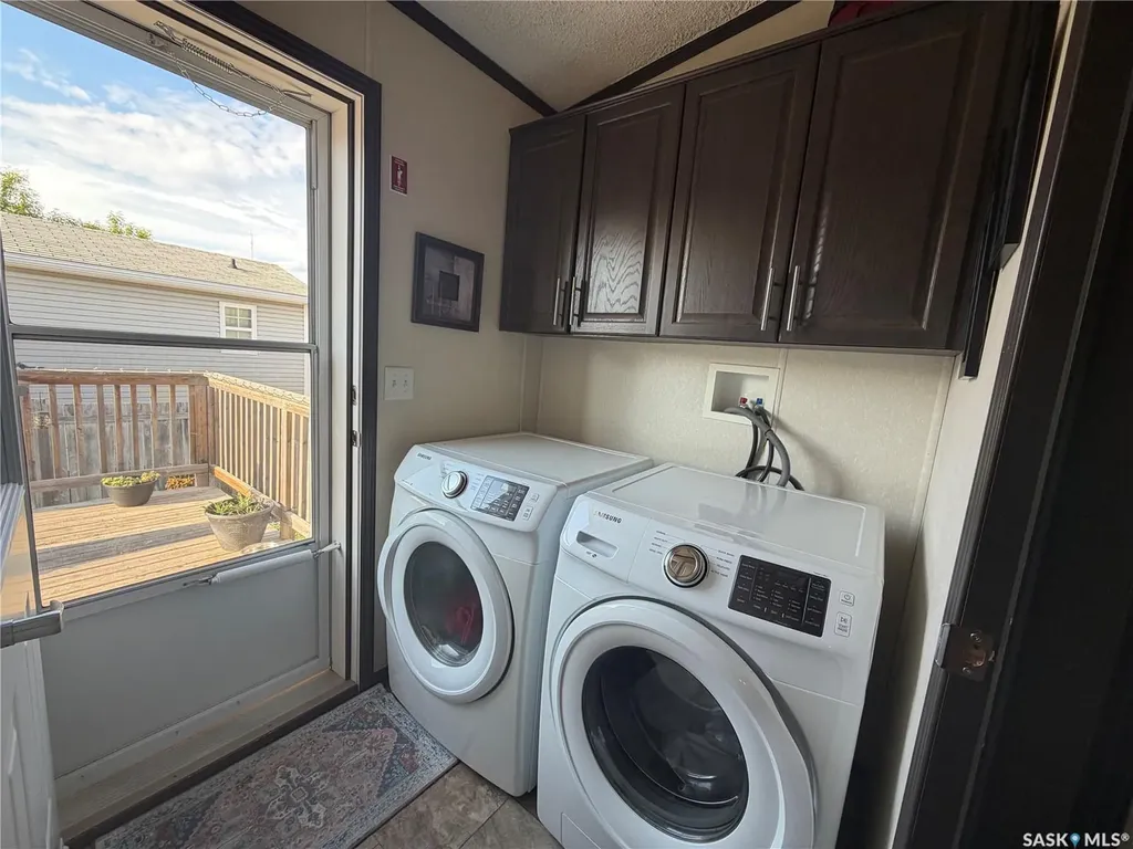 74 Mulberry Road Blucher Rm No. 343 SK S7B 0A4