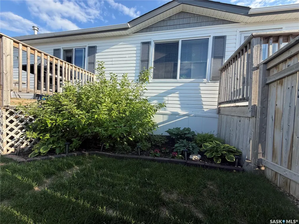 74 Mulberry Road Blucher Rm No. 343 SK S7B 0A4