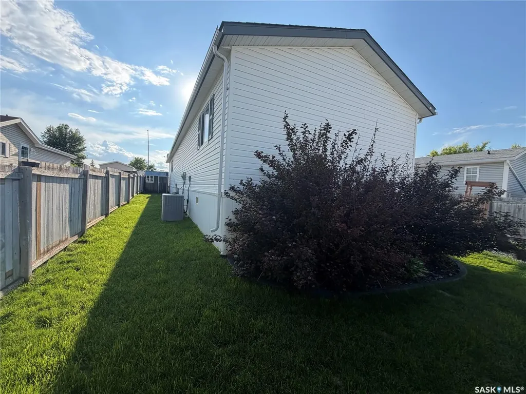 74 Mulberry Road Blucher Rm No. 343 SK S7B 0A4