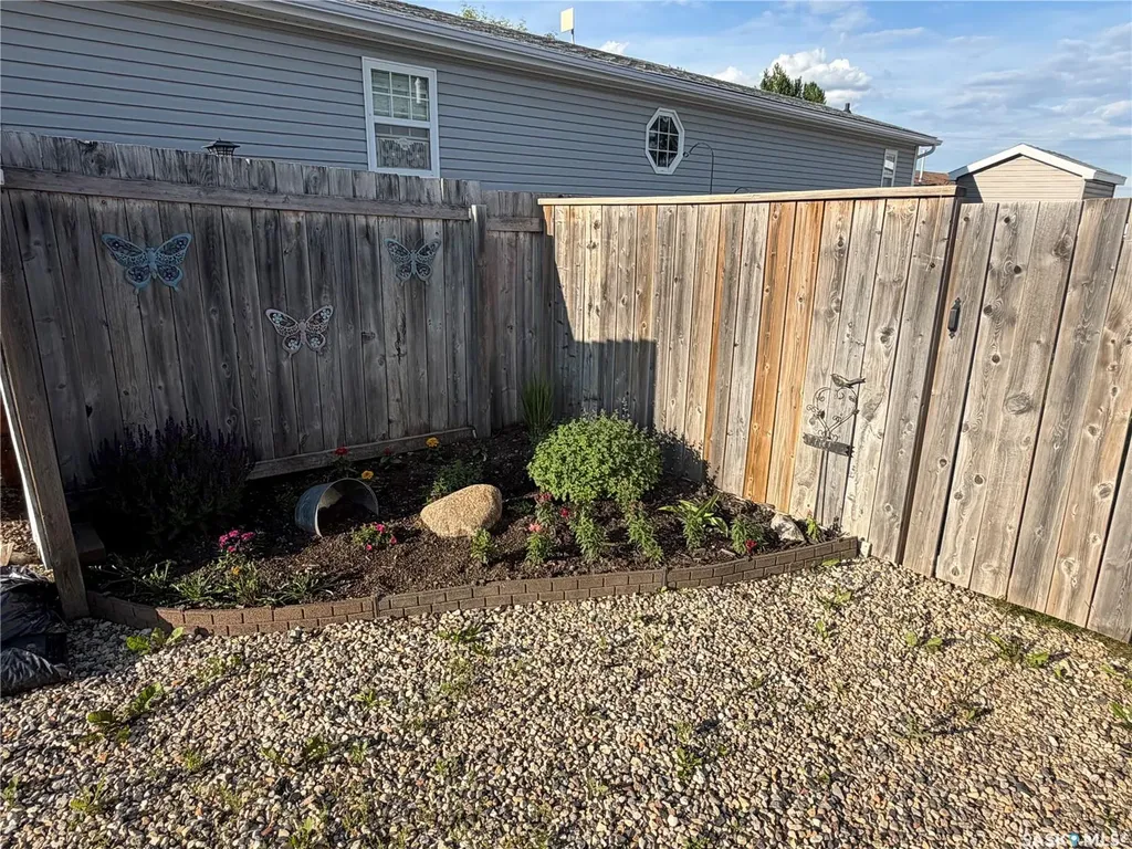 74 Mulberry Road Blucher Rm No. 343 SK S7B 0A4