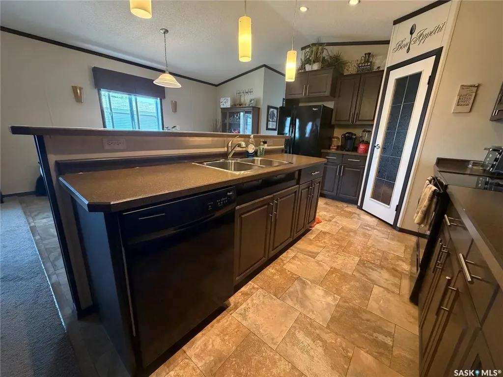 74 Mulberry Road Blucher Rm No. 343 SK S7B 0A4