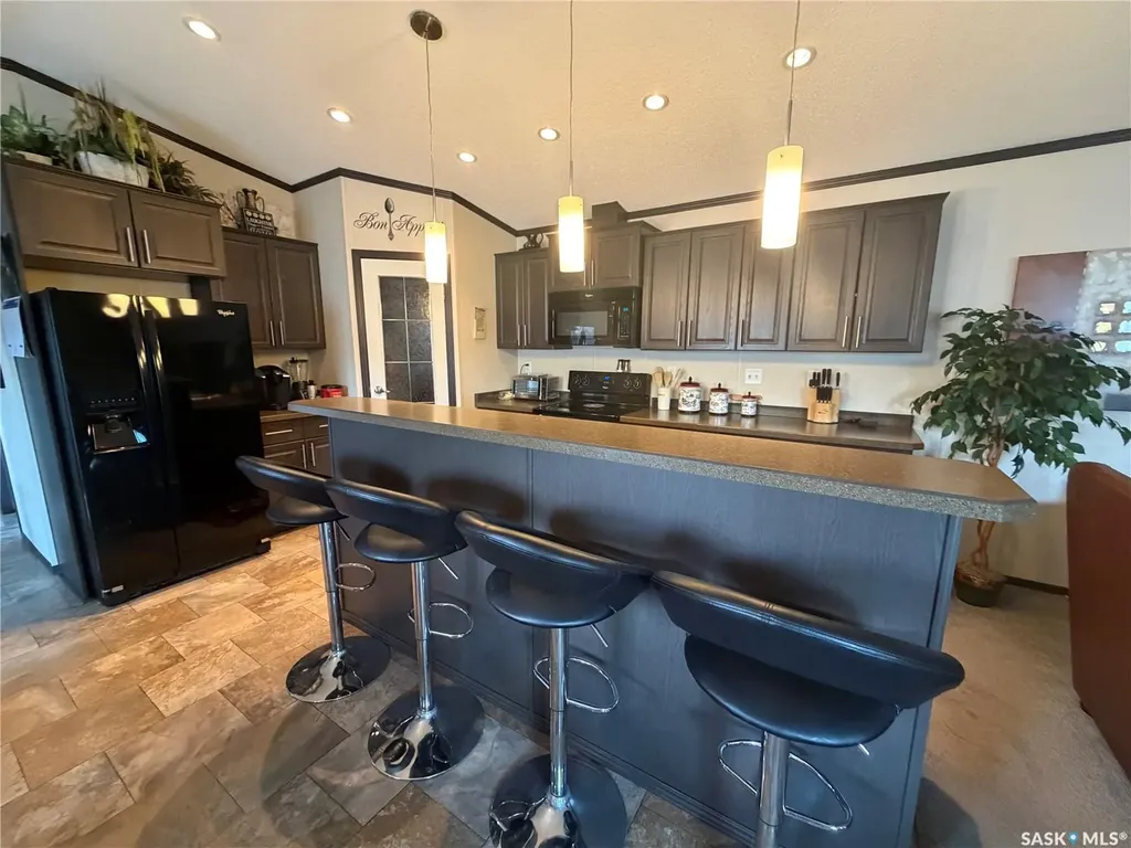 74 Mulberry Road Blucher Rm No. 343 SK S7B 0A4