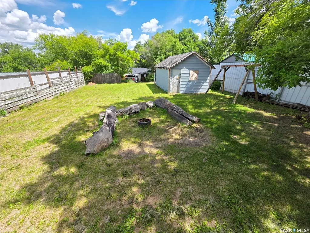 89 8th Avenue NE Swift Current SK S9H 2P2