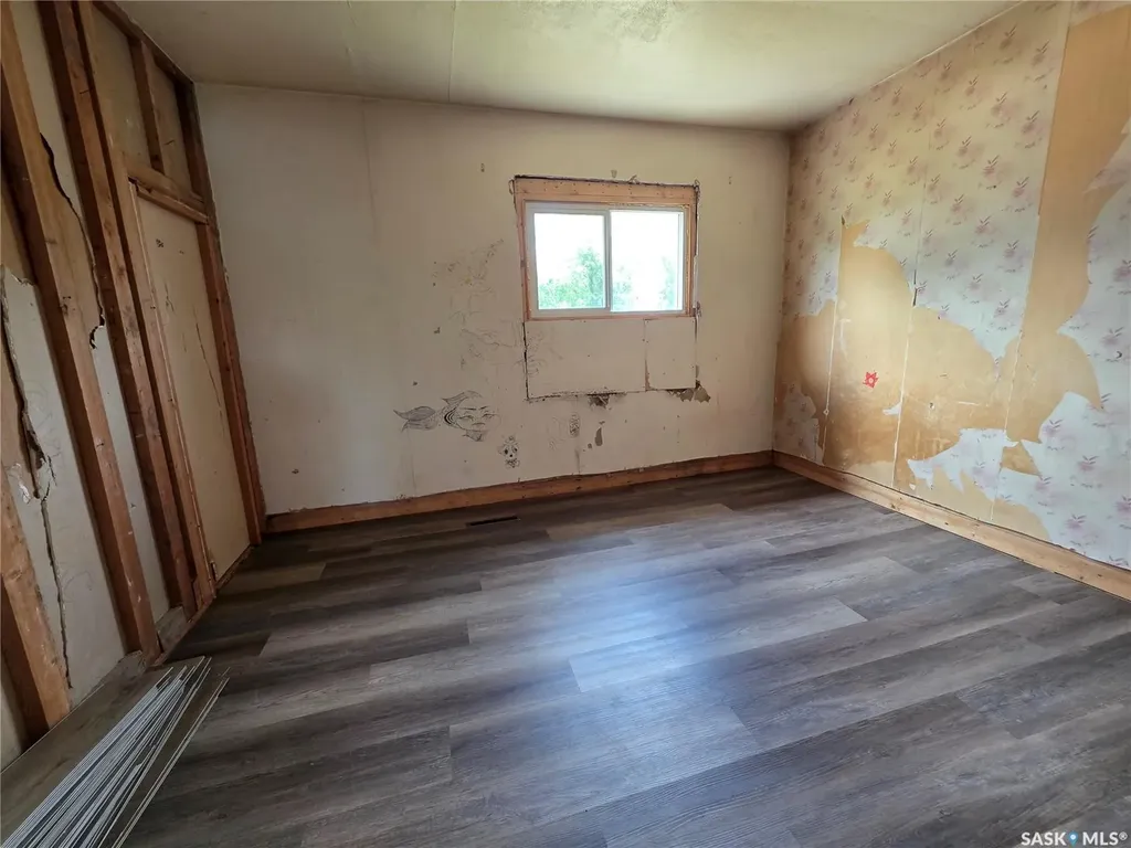 89 8th Avenue NE Swift Current SK S9H 2P2