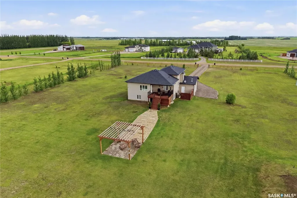 100 Rider Place Dundurn Rm No. 314 SK S7C 0B6