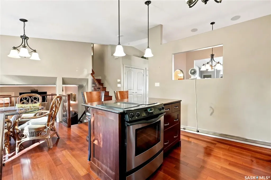 506 Vincent Crescent Saskatoon SK S7N 4G8