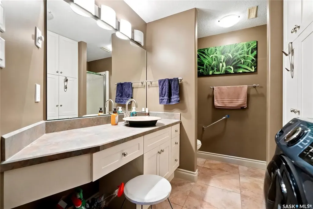506 Vincent Crescent Saskatoon SK S7N 4G8