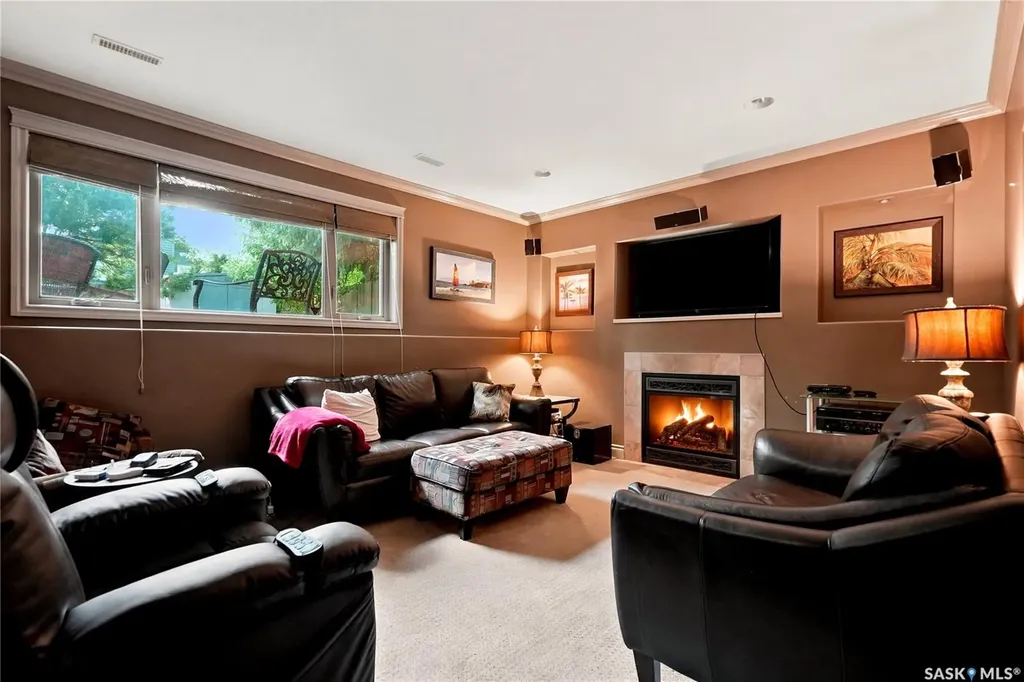506 Vincent Crescent Saskatoon SK S7N 4G8